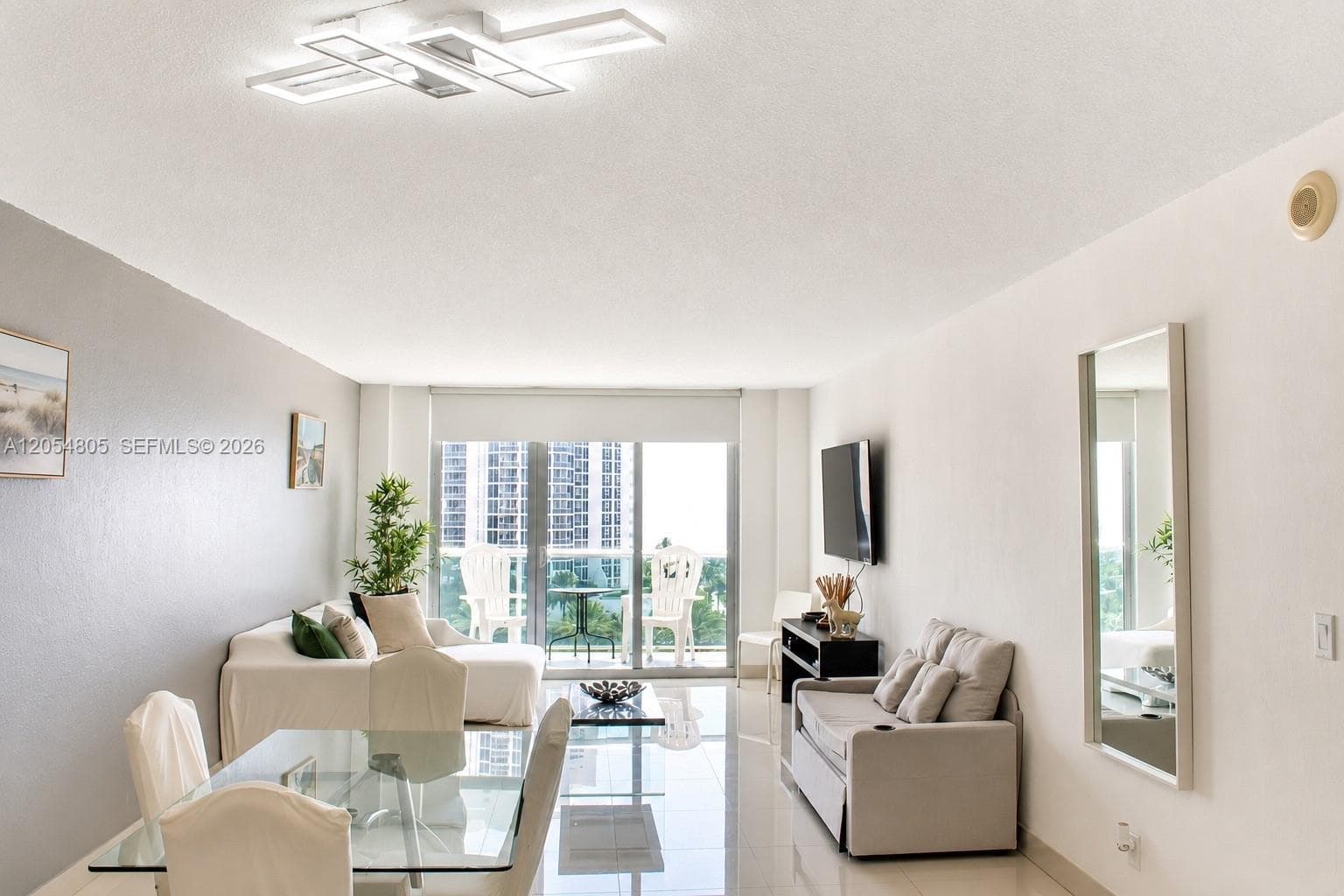 Ocean Reserve · #915 in Sunny Isles Beach - Photo 8