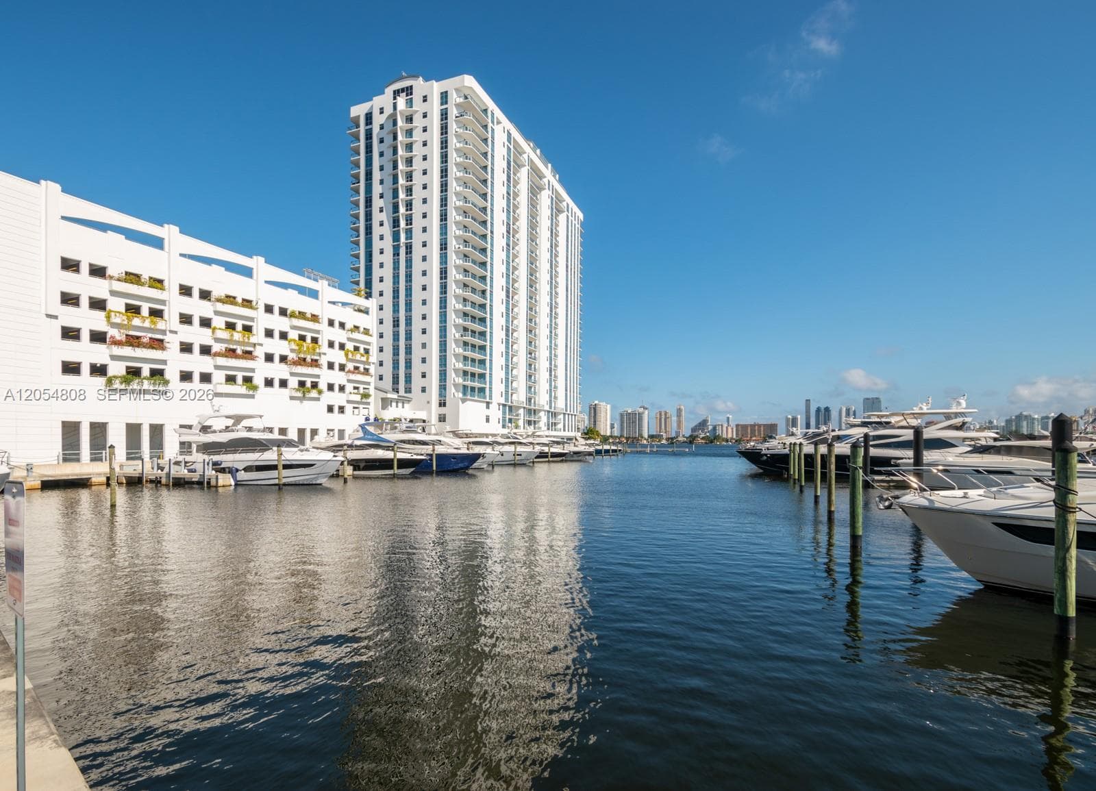 MARINA PALMS RESIDENCES · #1609 in North Miami Beach - Photo 1