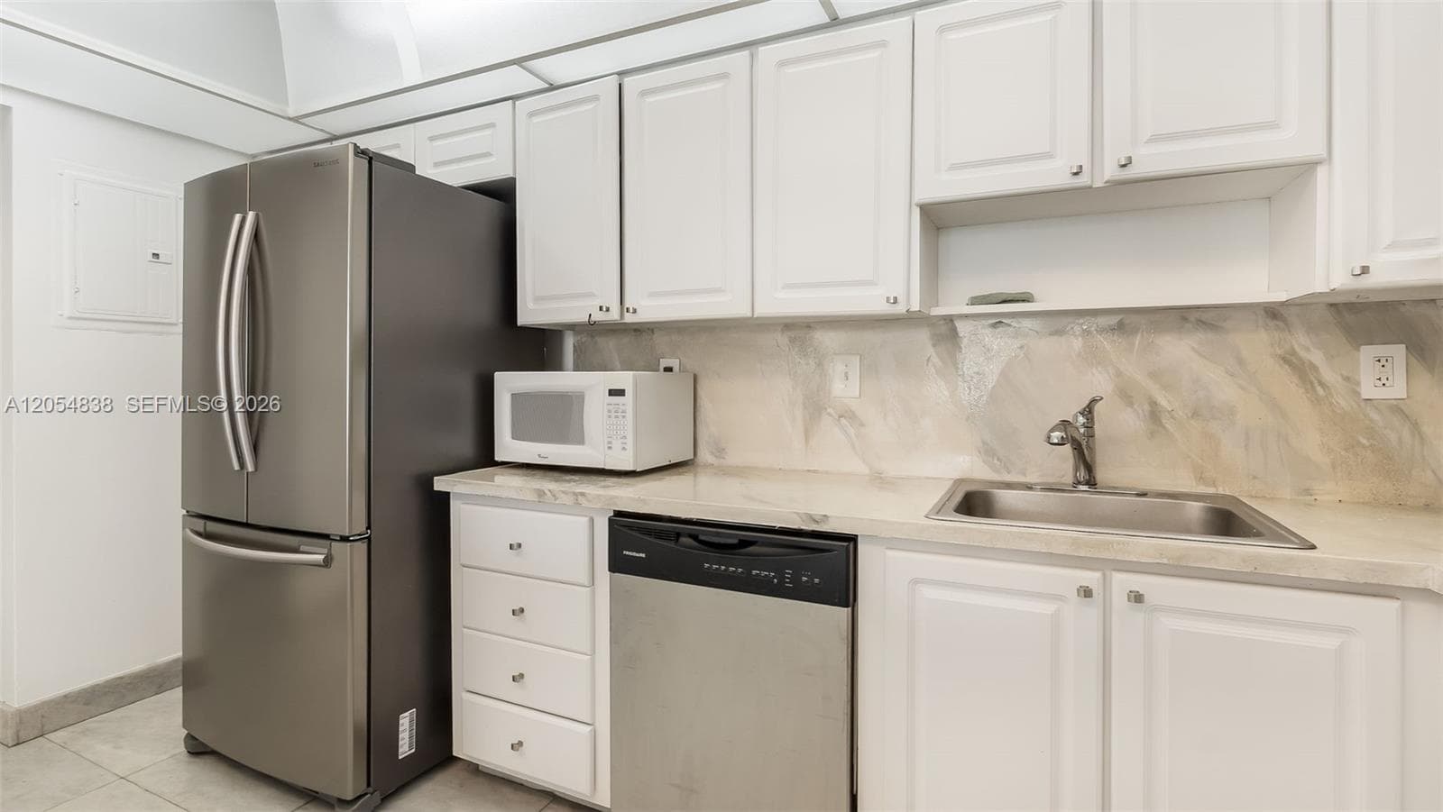 OCEANVIEW BUILDING B · #1423 in Sunny Isles Beach - Photo 23