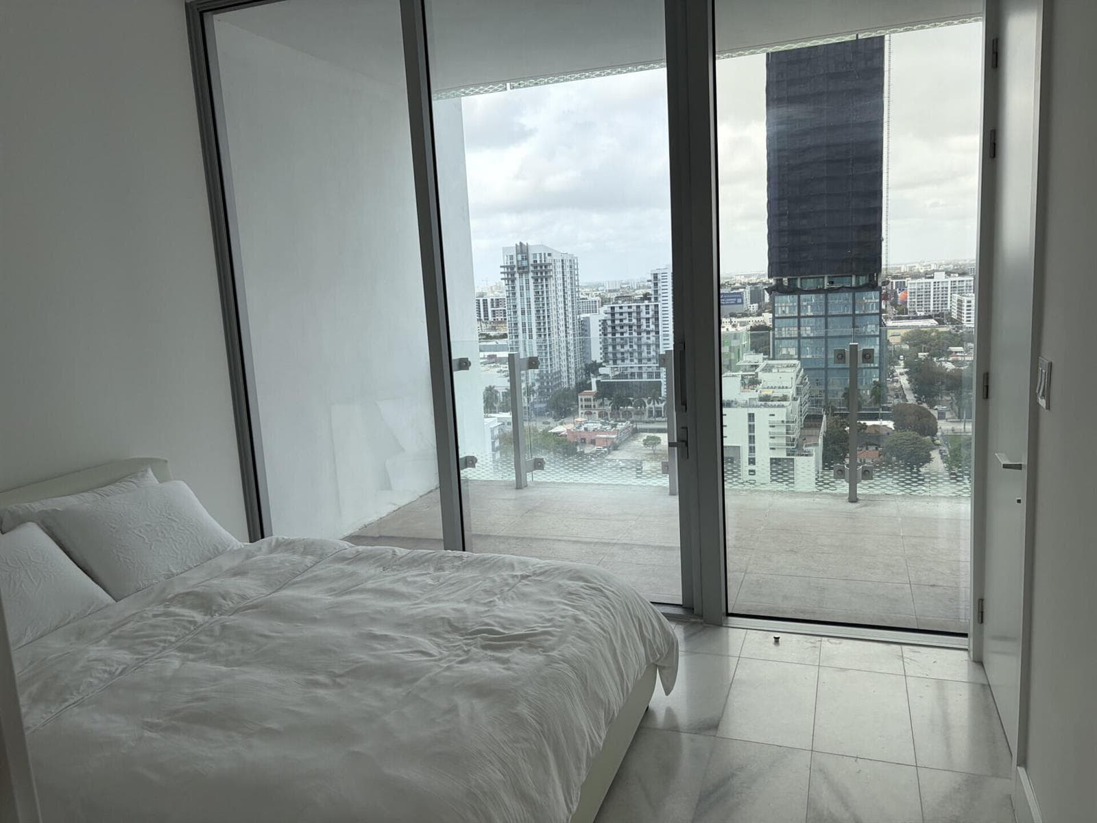 700NE26thTerrace_70276_5