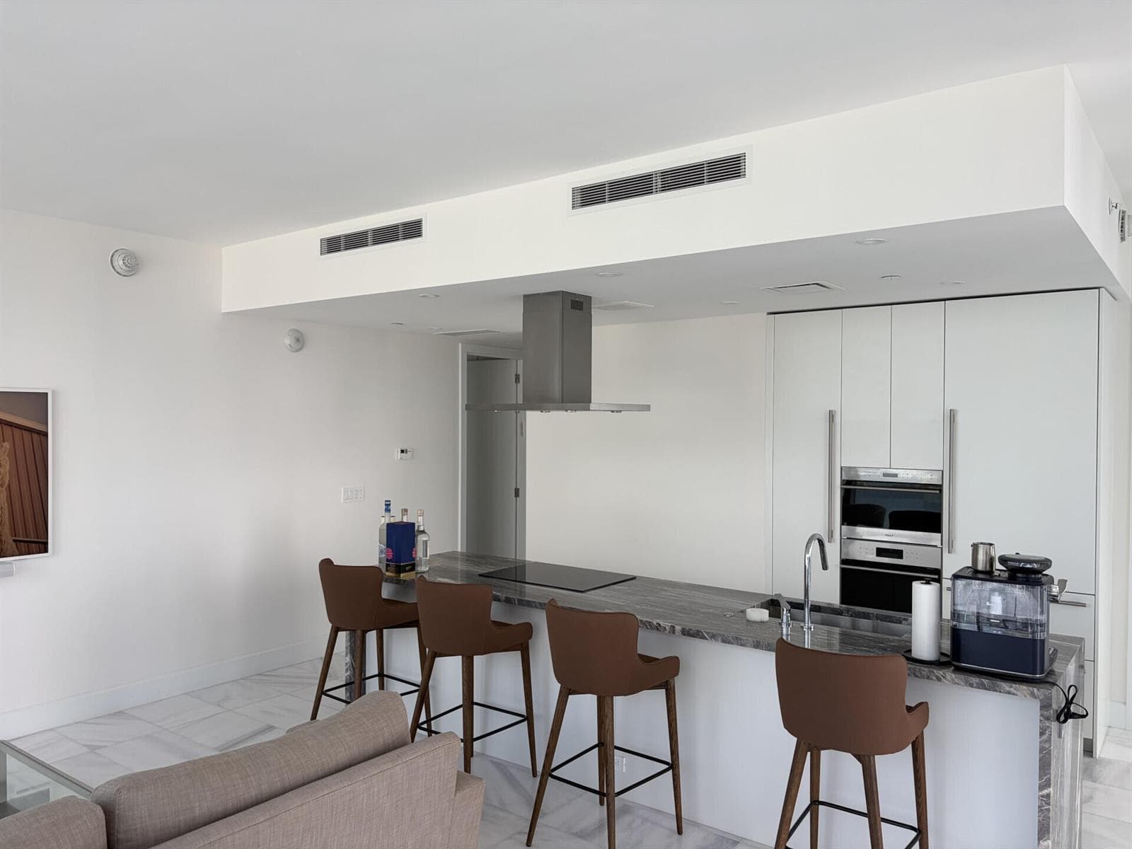 700NE26thTerrace_70276_20