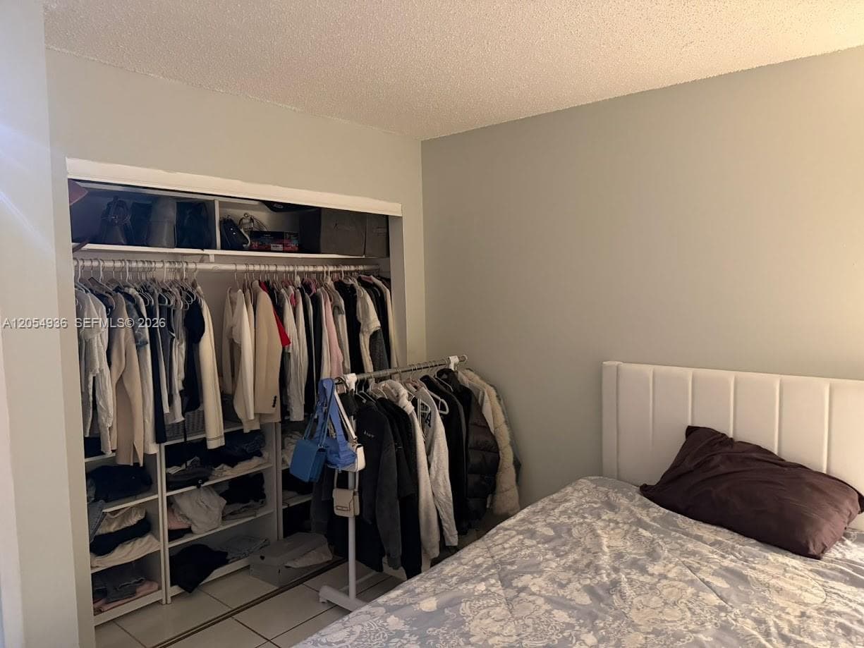 BAY PLACE CONDO · #302 in Hallandale Beach - Photo 4