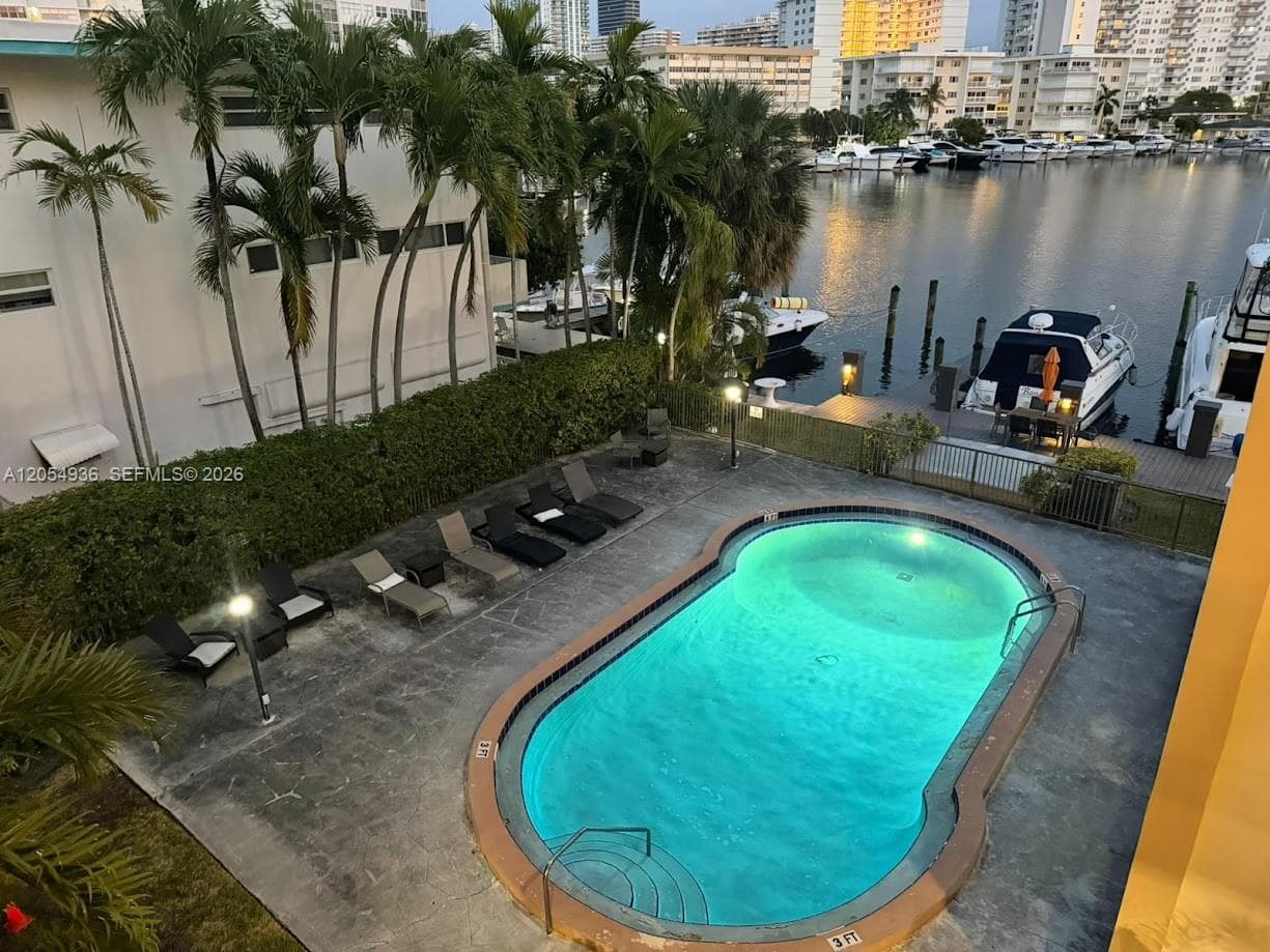 BAY PLACE CONDO · #302 in Hallandale Beach - Photo 21