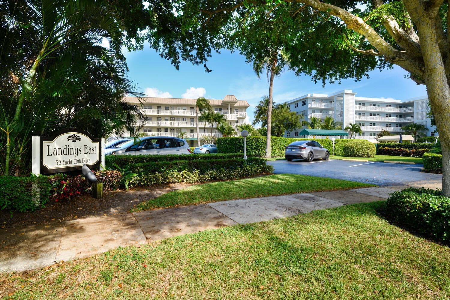 52 Yacht Club Dr Apt 309 North-large-007