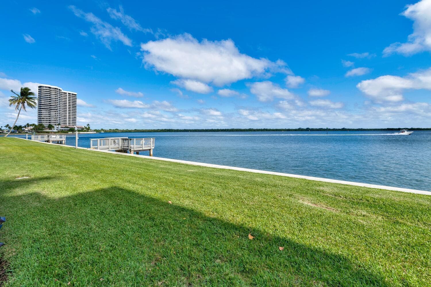52 Yacht Club Dr Apt 309 North-large-006