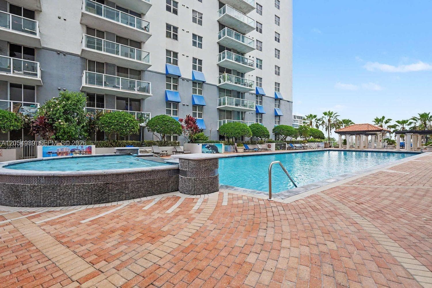 Blue Lagoon condominium · #906 in Miami - Photo 22