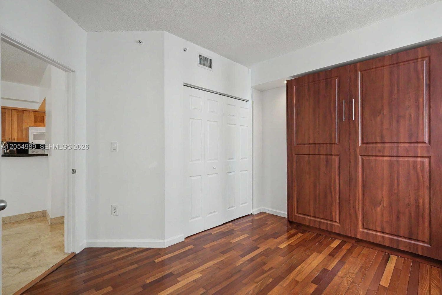 Blue Lagoon condominium · #906 in Miami - Photo 20