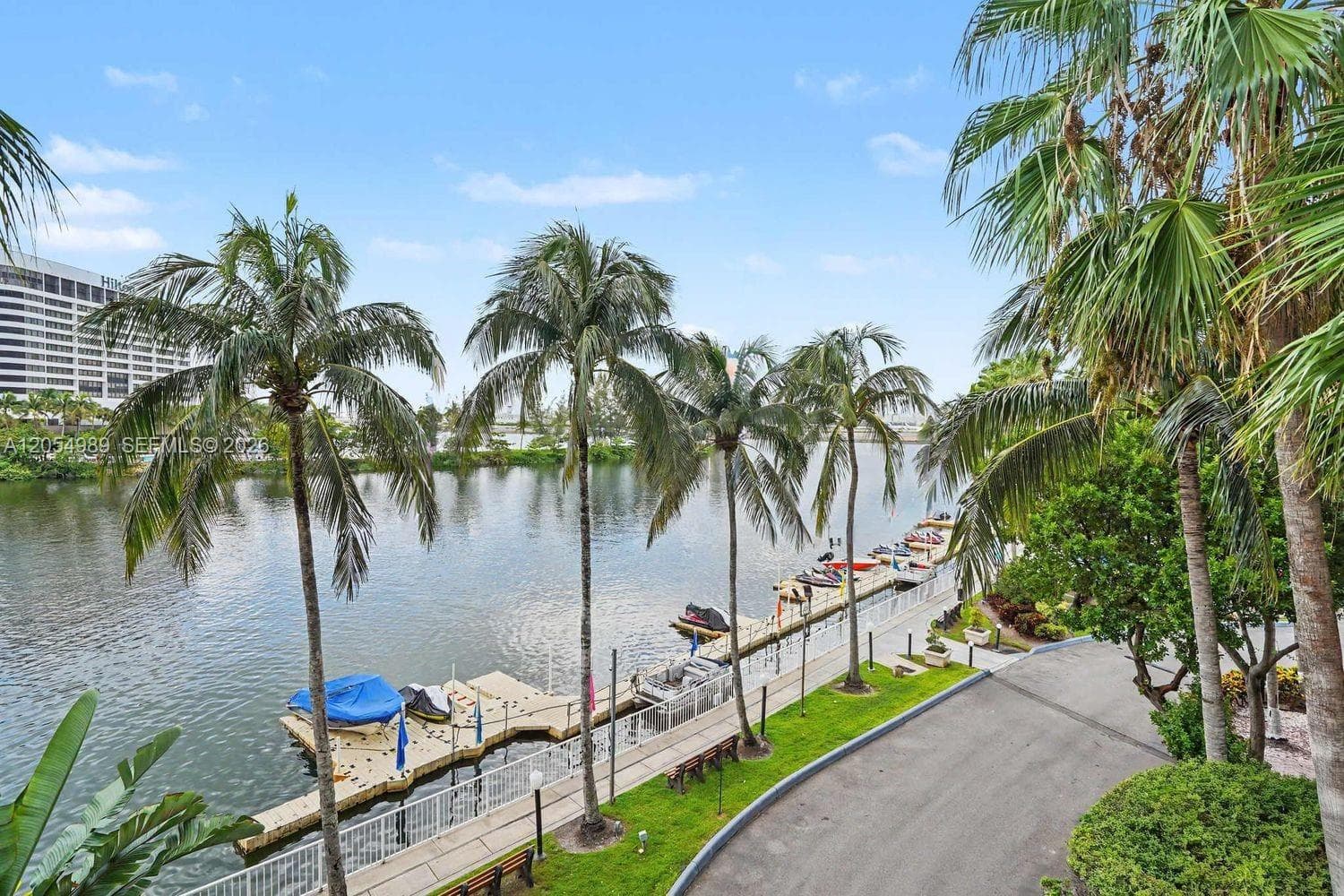 Blue Lagoon condominium · #906 in Miami - Photo 24