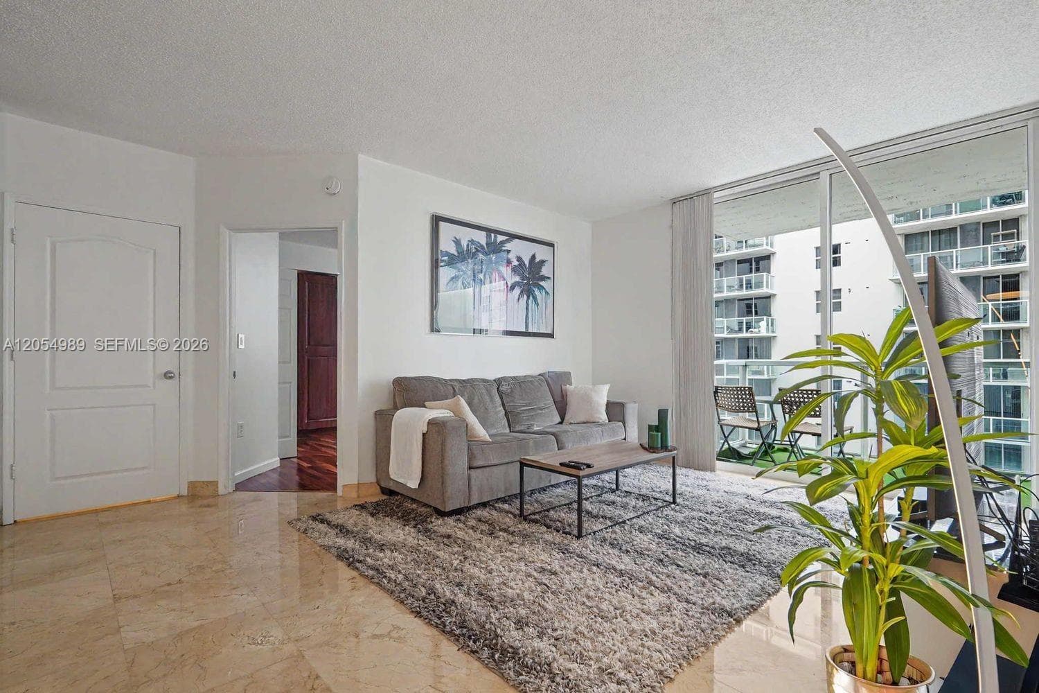 Blue Lagoon condominium · #906 in Miami - Photo 15
