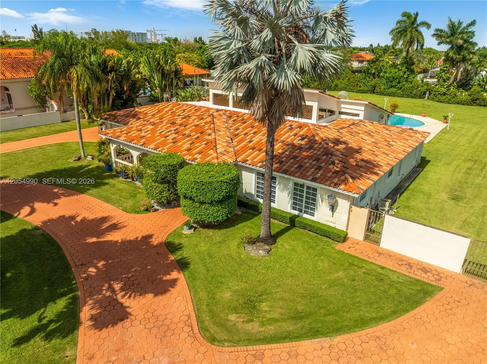 2605 SW 115th Ave photo 4