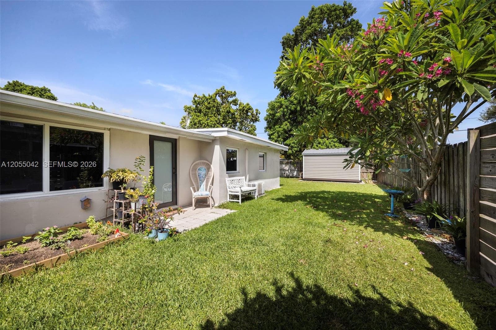 18681 Belview Dr photo 21