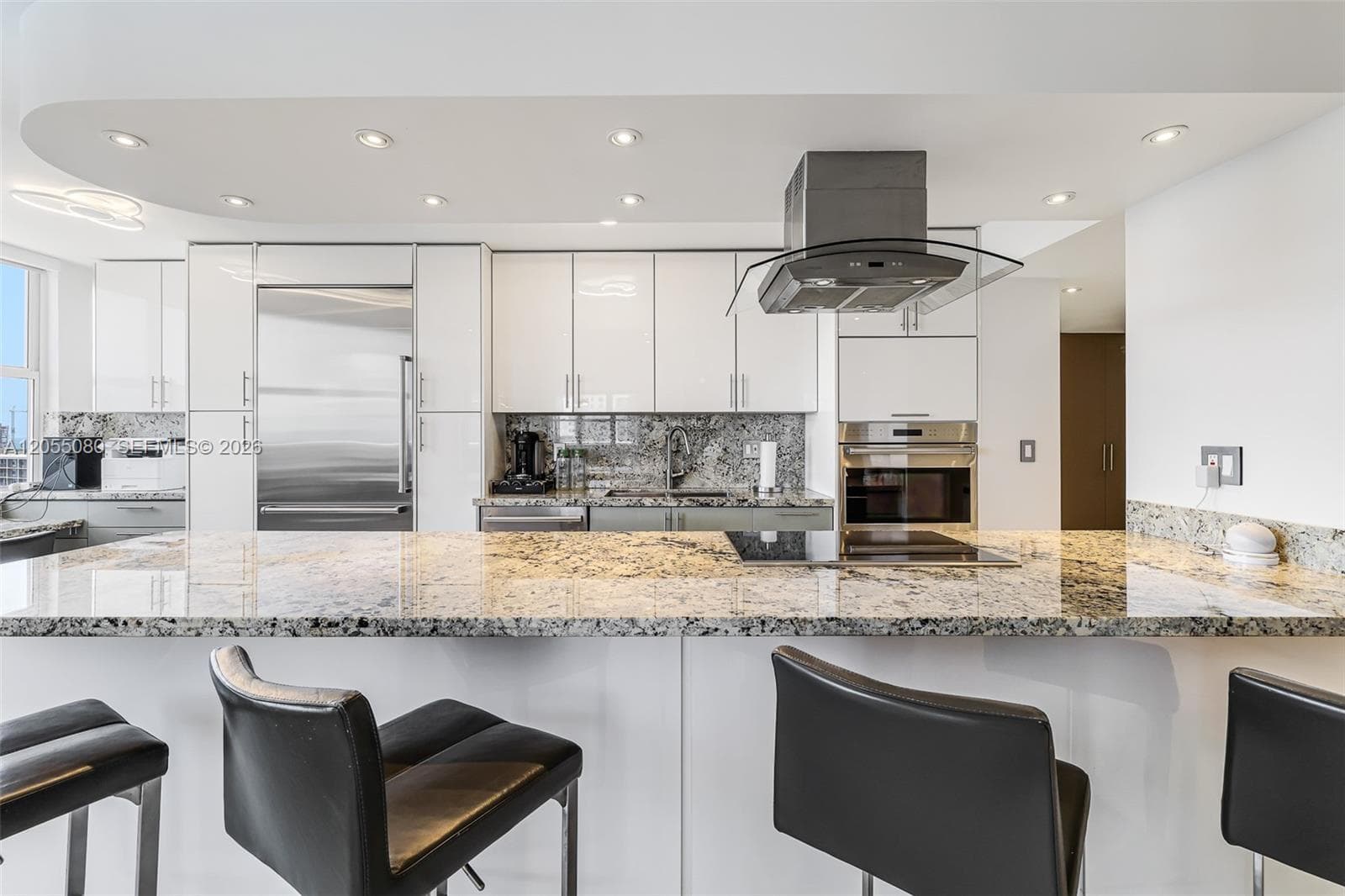 Winston Towers 200 · #1104 in Sunny Isles Beach - Photo 10