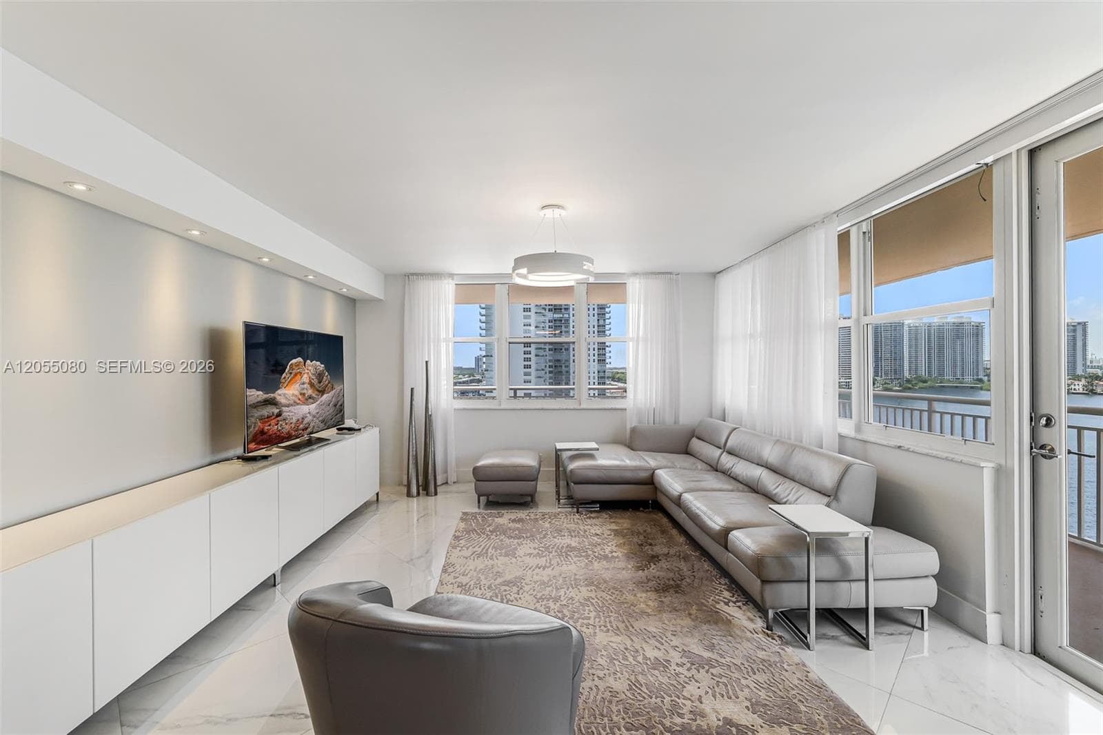 Winston Towers 200 · #1104 in Sunny Isles Beach - Photo 14