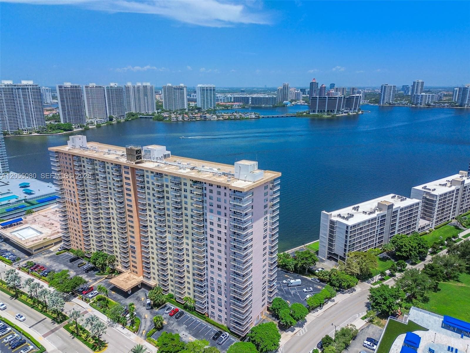 Winston Towers 200 · #1104 in Sunny Isles Beach - Photo 51