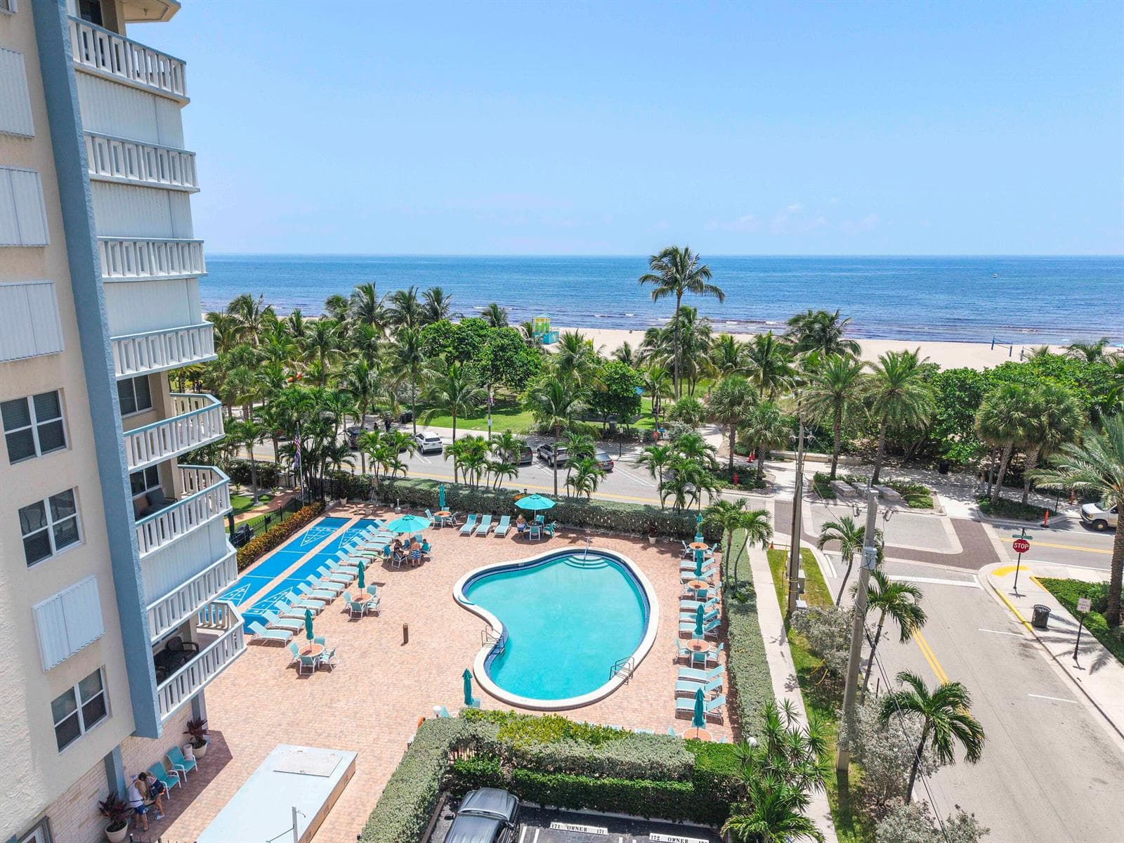 305 N Pompano Beach Blvd u804_008