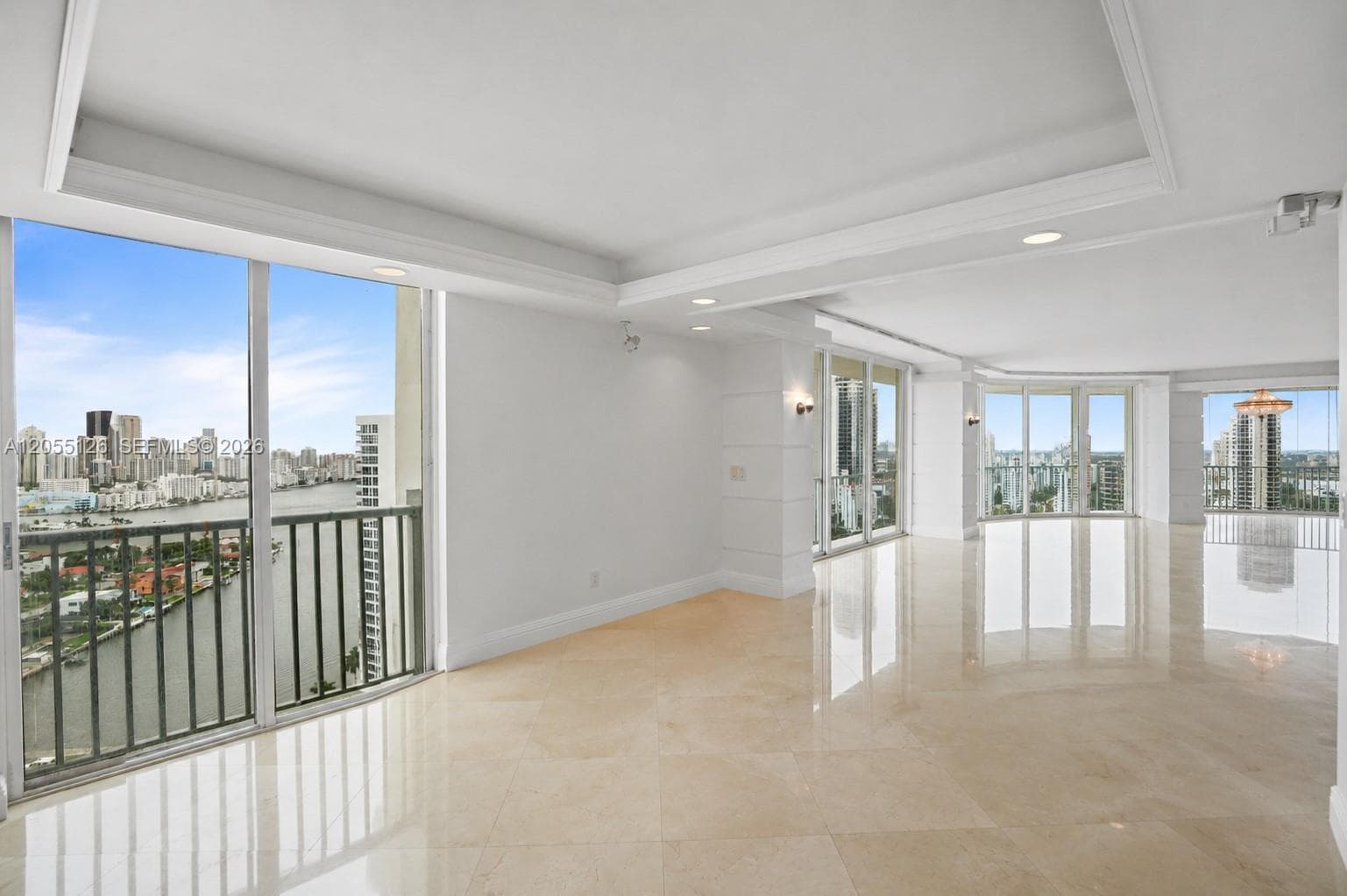TURNBERRY TOWERS CONDO · #25GR in Aventura - Photo 13