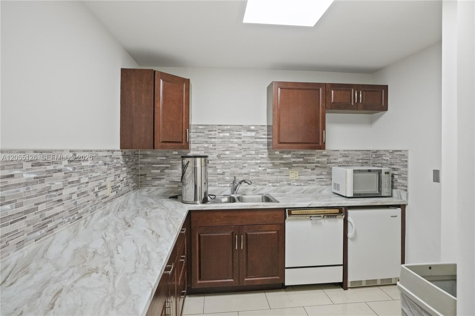 TURNBERRY TOWERS CONDO · #25GR in Aventura - Photo 63