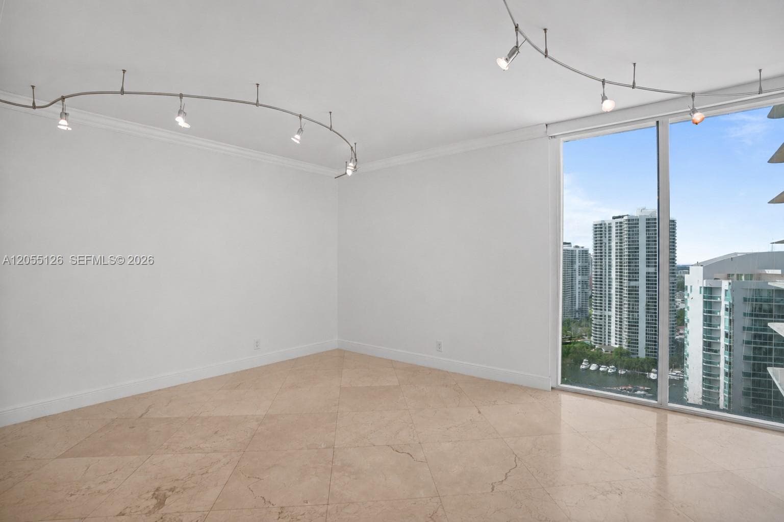 TURNBERRY TOWERS CONDO · #25GR in Aventura - Photo 41