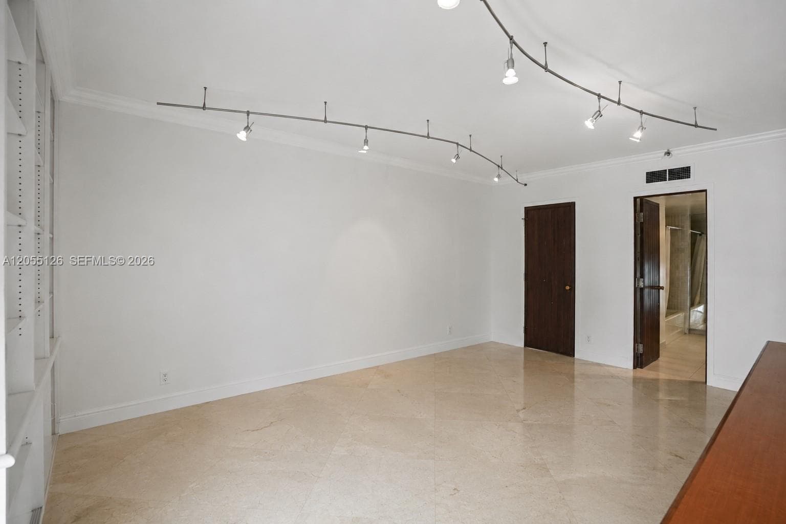 TURNBERRY TOWERS CONDO · #25GR in Aventura - Photo 48