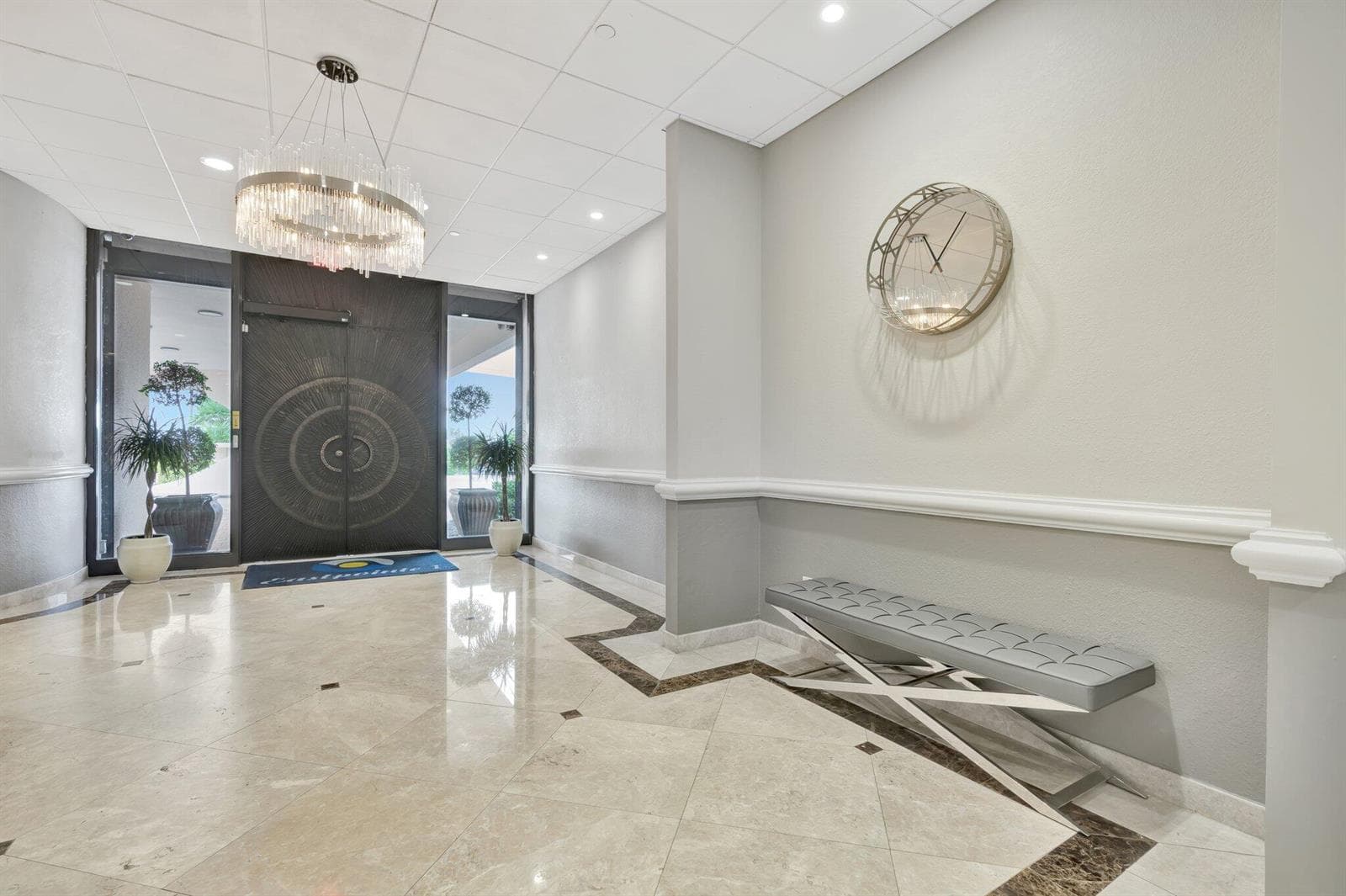 BUILDING LOBBY Entrance