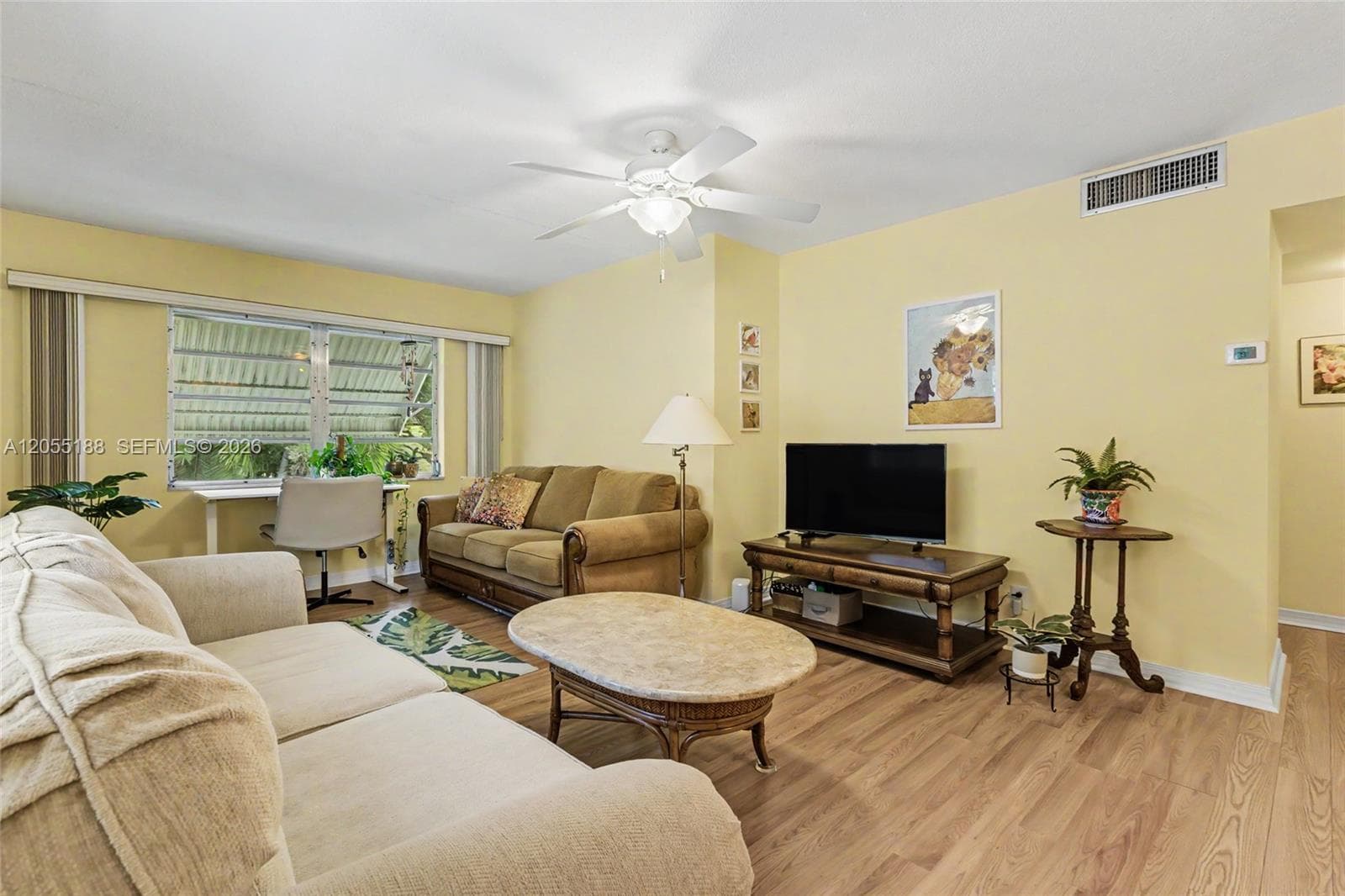 CRYSTAL COURT MANOR NO 9 · #3B in Hollywood - Photo 8
