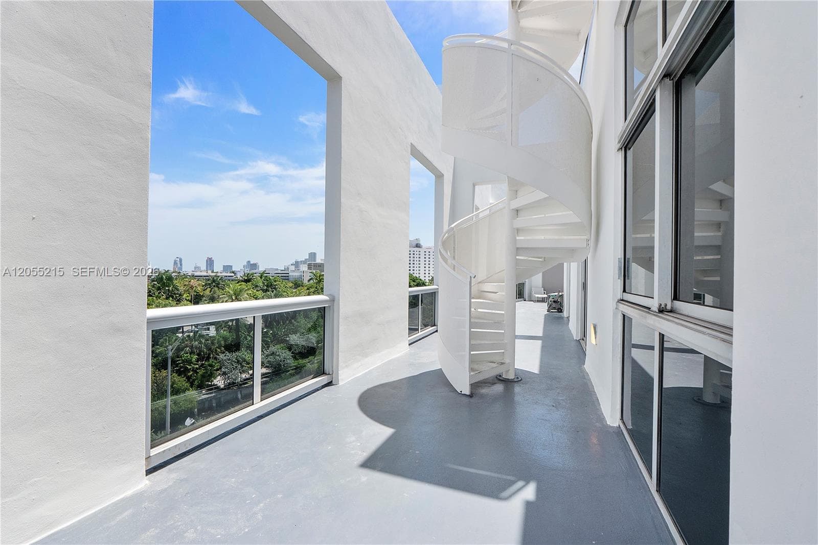 The Meridian · #PH-16 in Miami Beach - Photo 20