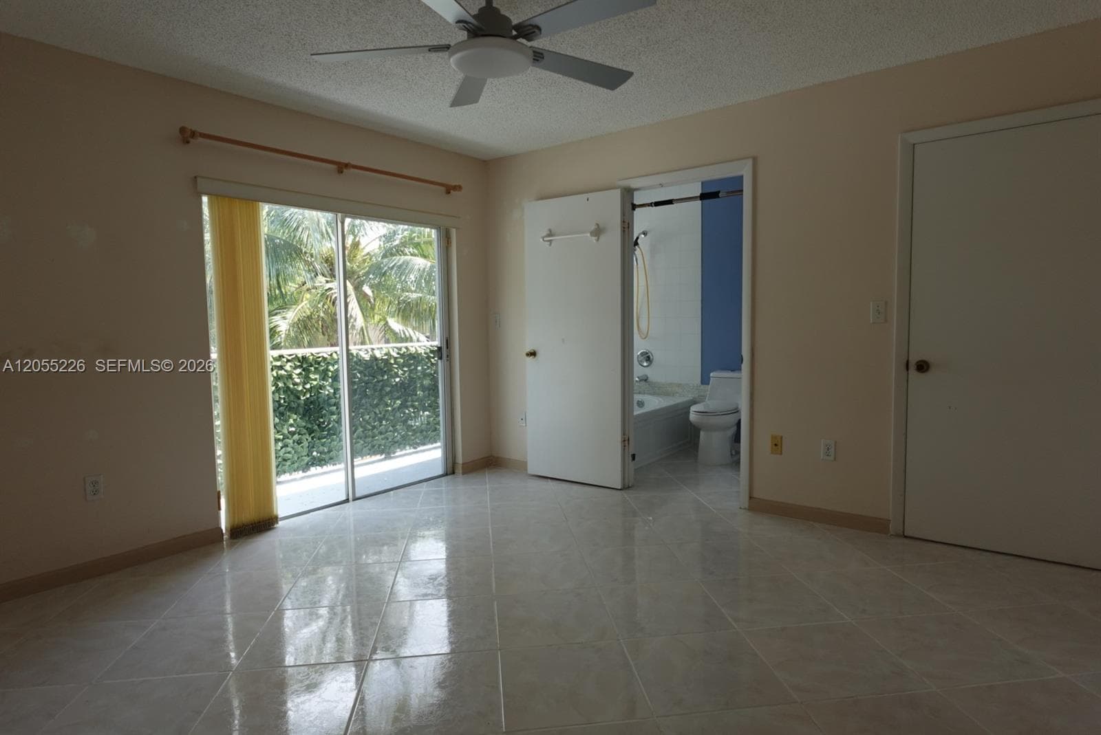 Lago Del Rey · #1602 in Hialeah - Photo 11