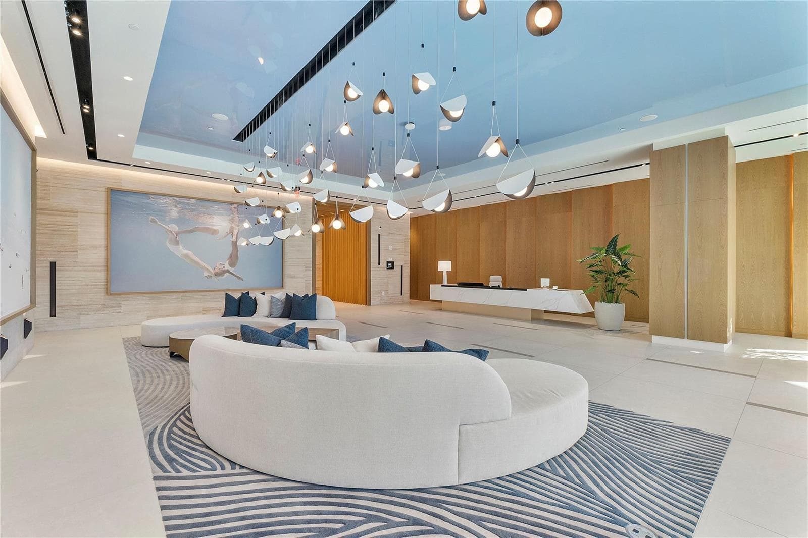Lobby & reception area