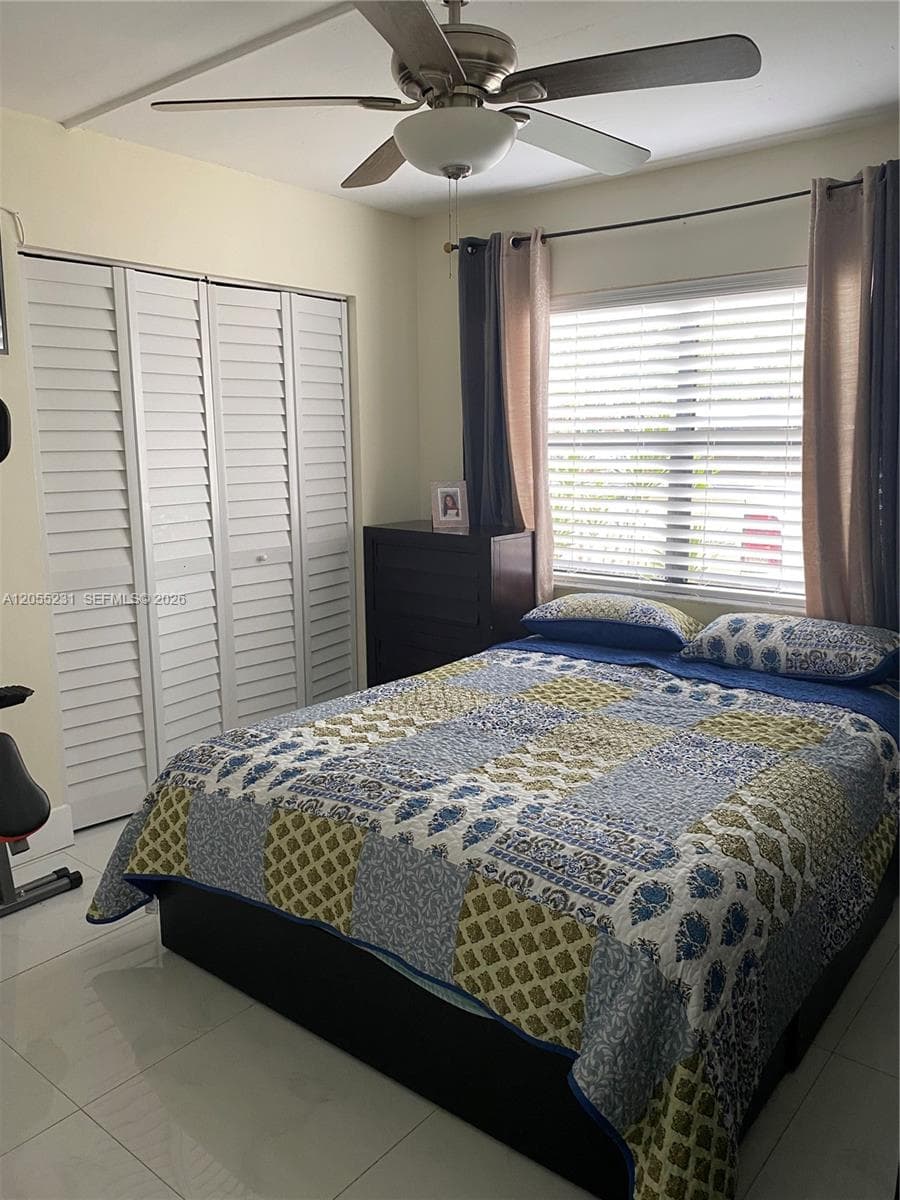 Lago Grande · #12-2 in Hialeah - Photo 8