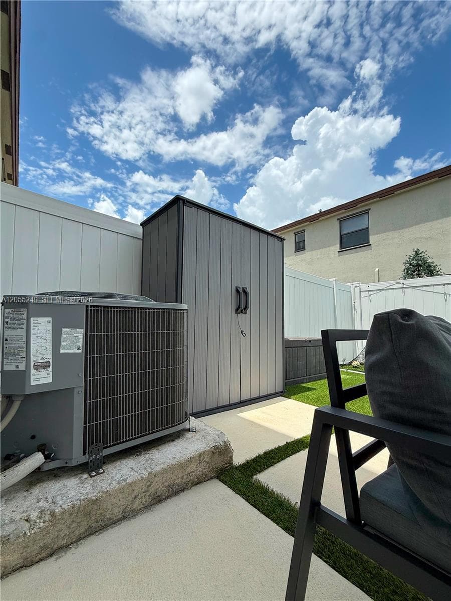 11432 W 32nd Ln photo 38