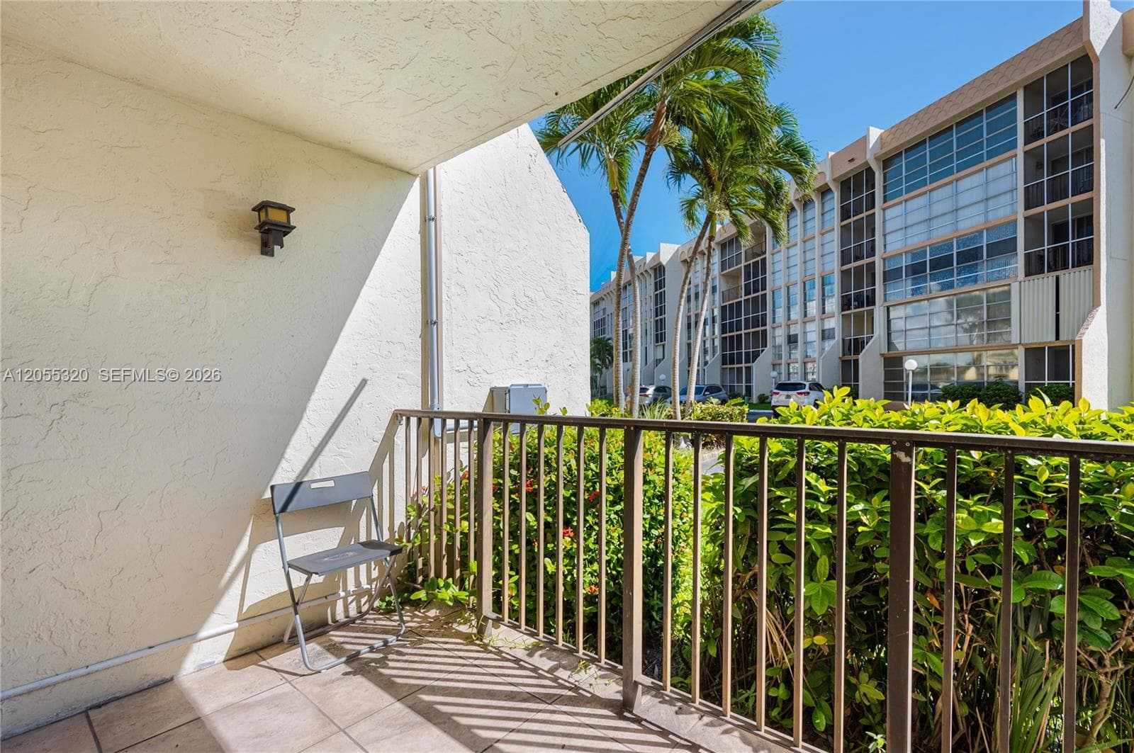 DE SOTO PARK CONDO · #112 in Hallandale Beach - Photo 13