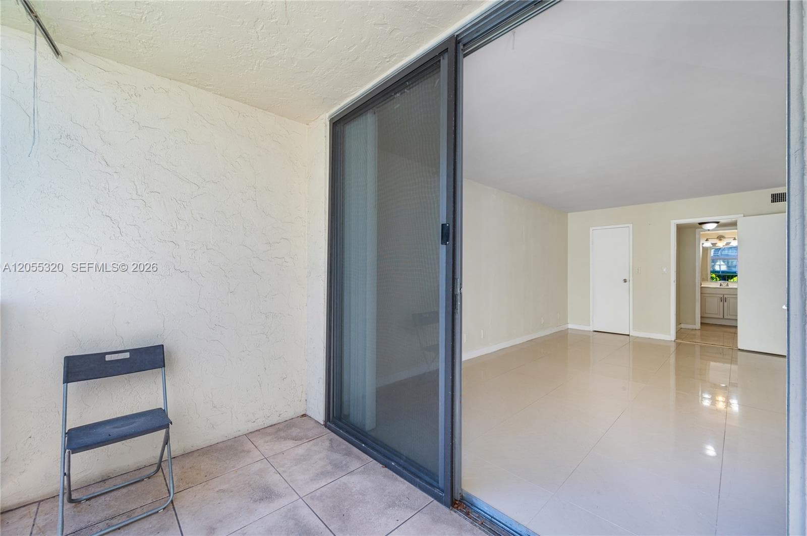 DE SOTO PARK CONDO · #112 in Hallandale Beach - Photo 14