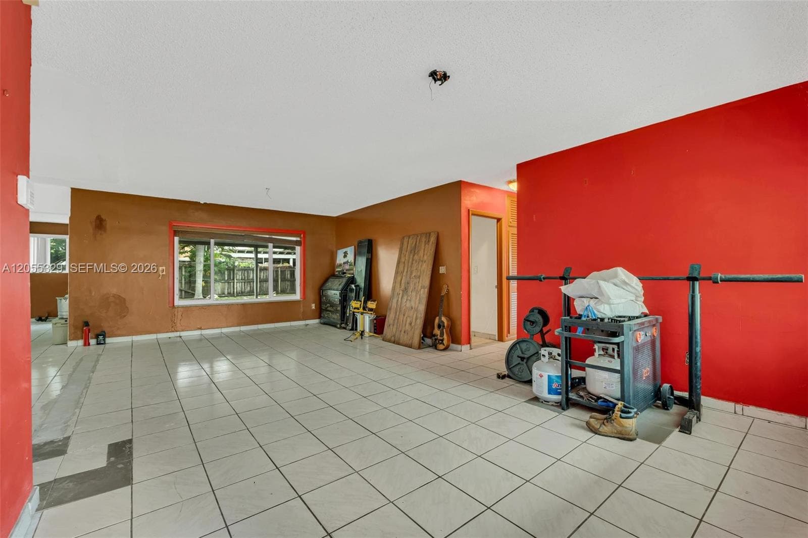 9921 SW 165th Ter photo 8