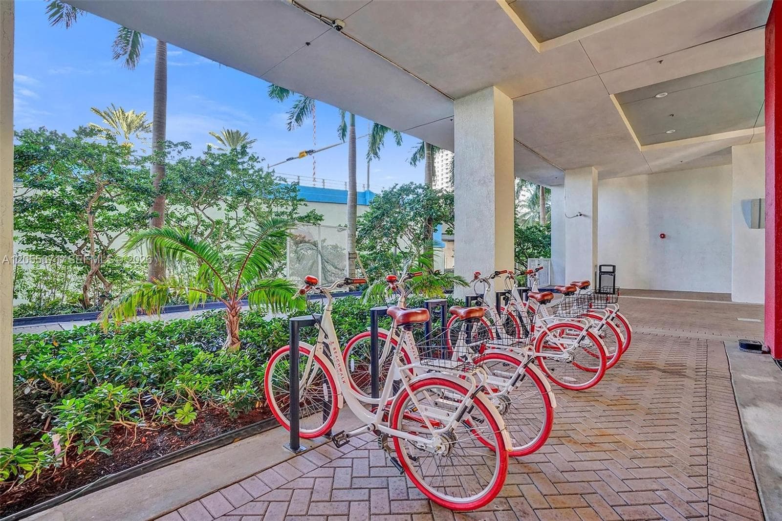 BEAHCWALK · #T1902 in Hallandale Beach - Photo 90