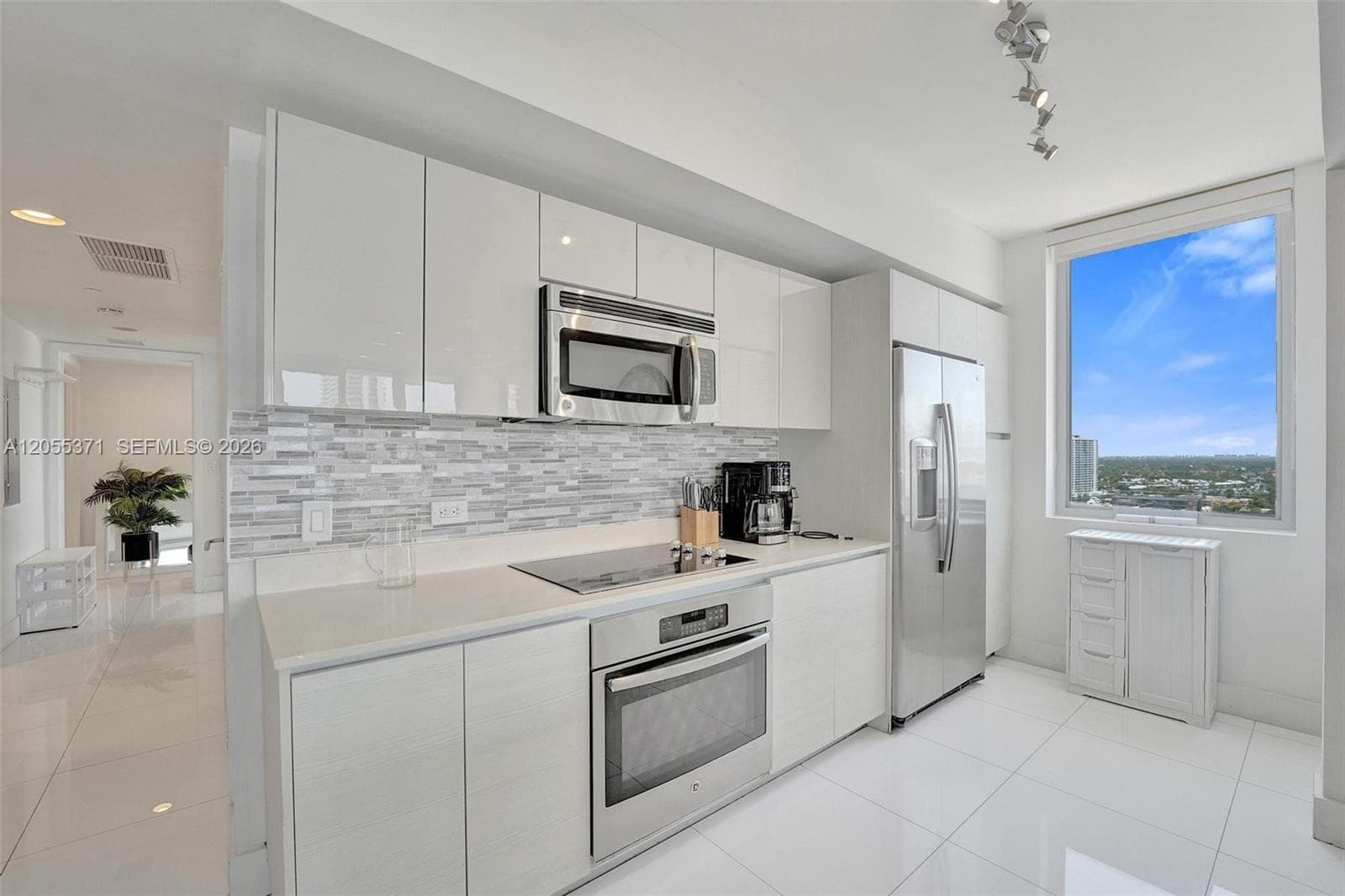 BEAHCWALK · #T1902 in Hallandale Beach - Photo 48
