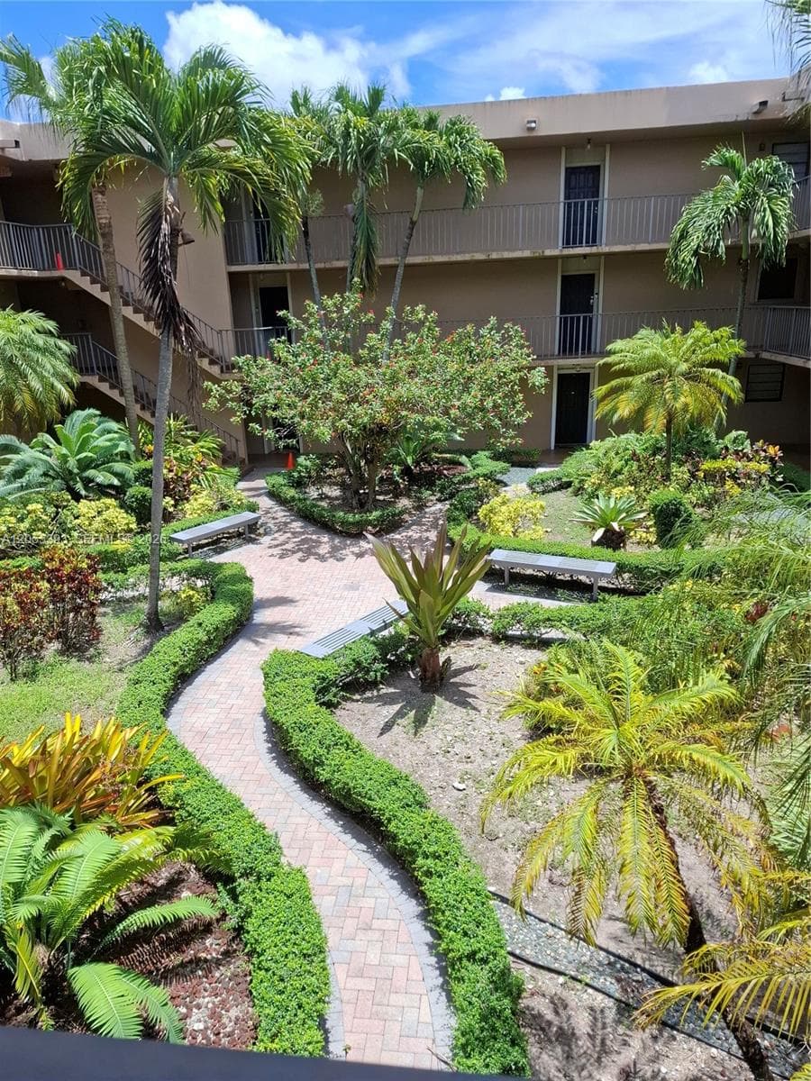 GARDENS OF KENDALL CONDO · #207 in Miami - Photo 1