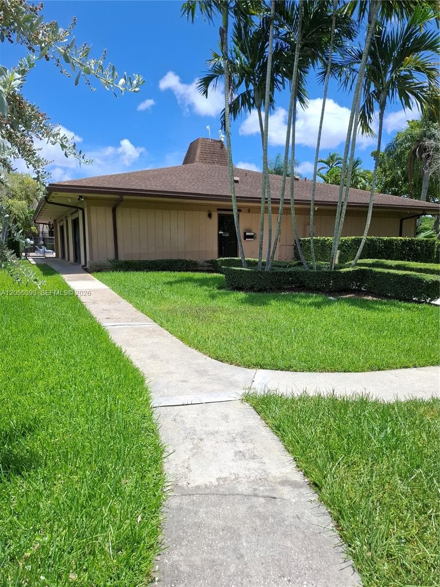 GARDENS OF KENDALL CONDO · #207 in Miami - Photo 8