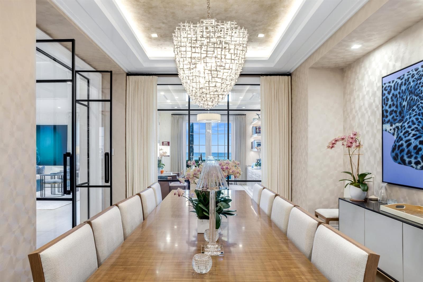 mls_DINING_TO_VIEW_EB