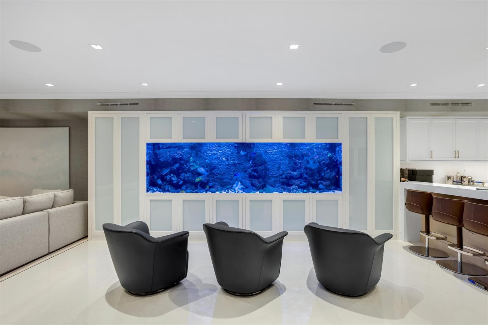 mls_AQUARIUM_DETAIL_EB