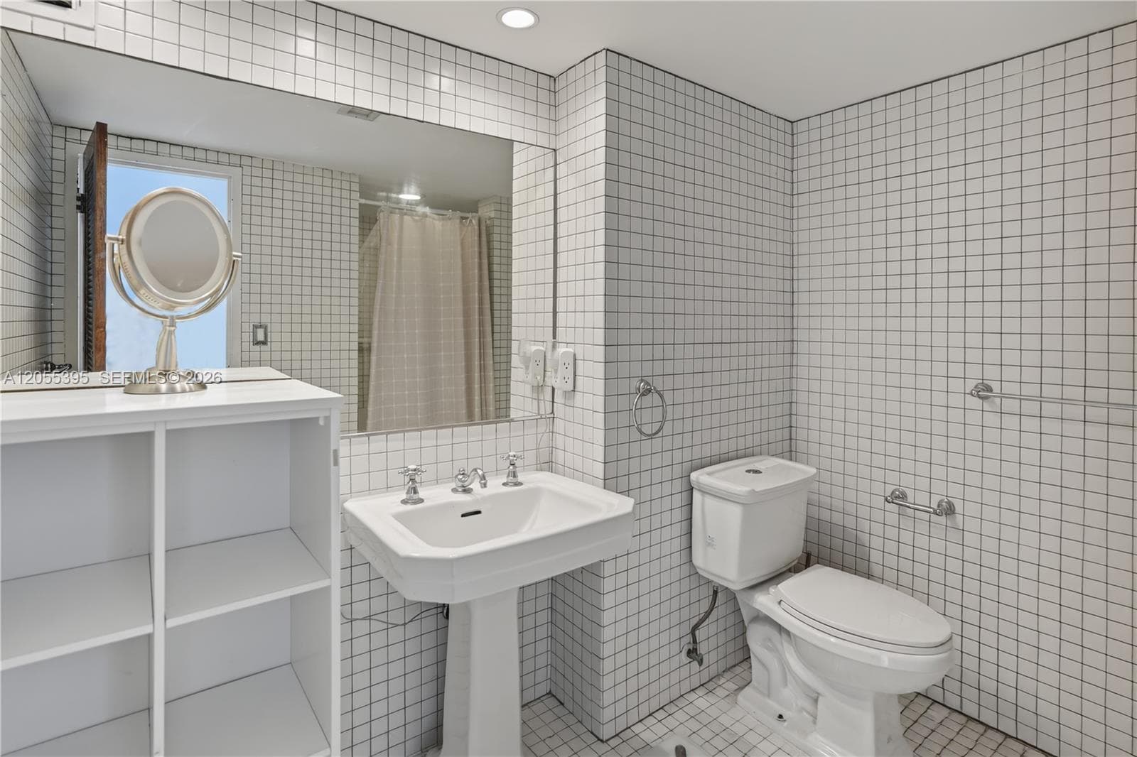 SOUTH BAY CLUB CONDO · #523 in Miami Beach - Photo 6