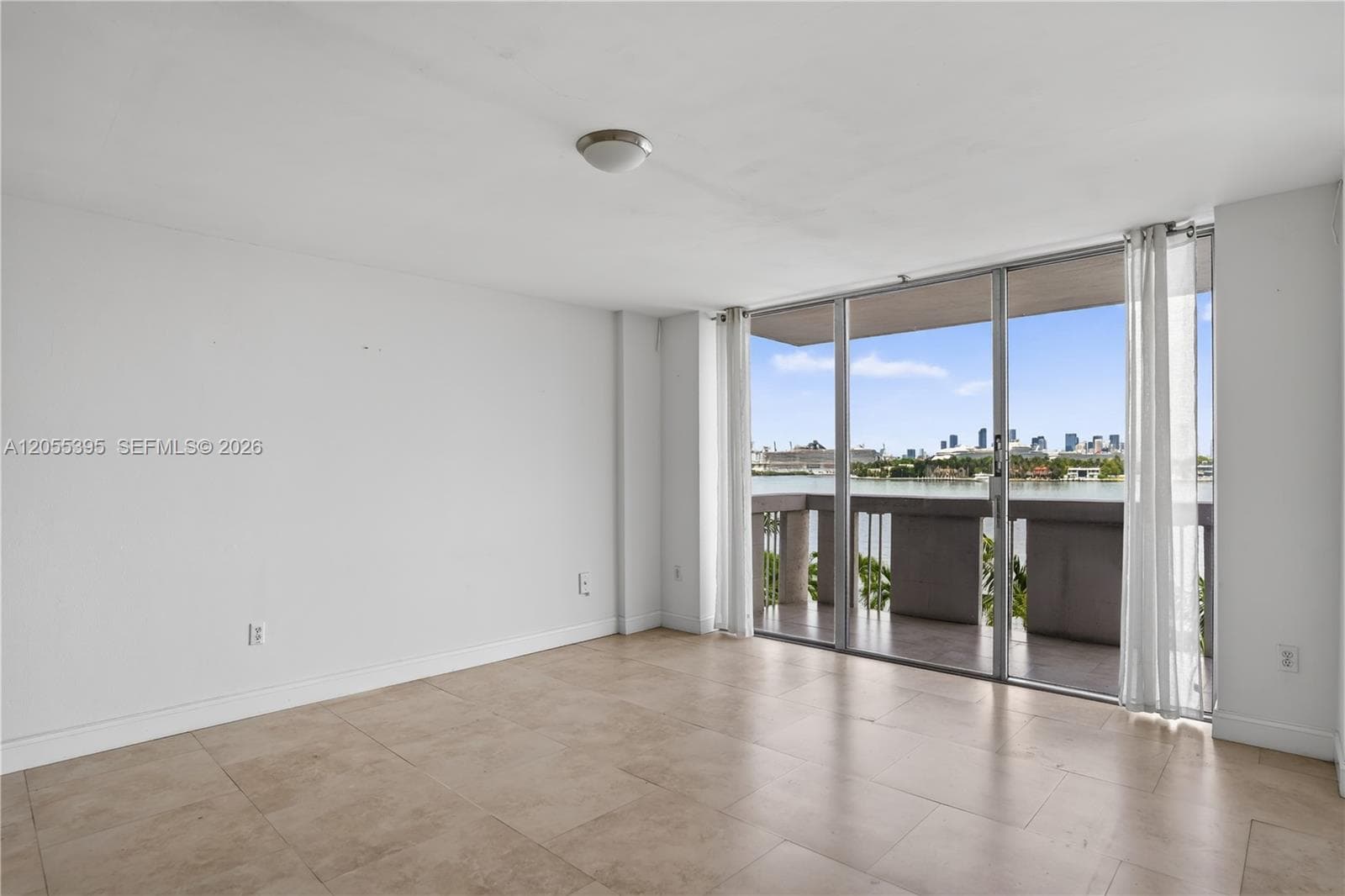 SOUTH BAY CLUB CONDO · #523 in Miami Beach - Photo 3