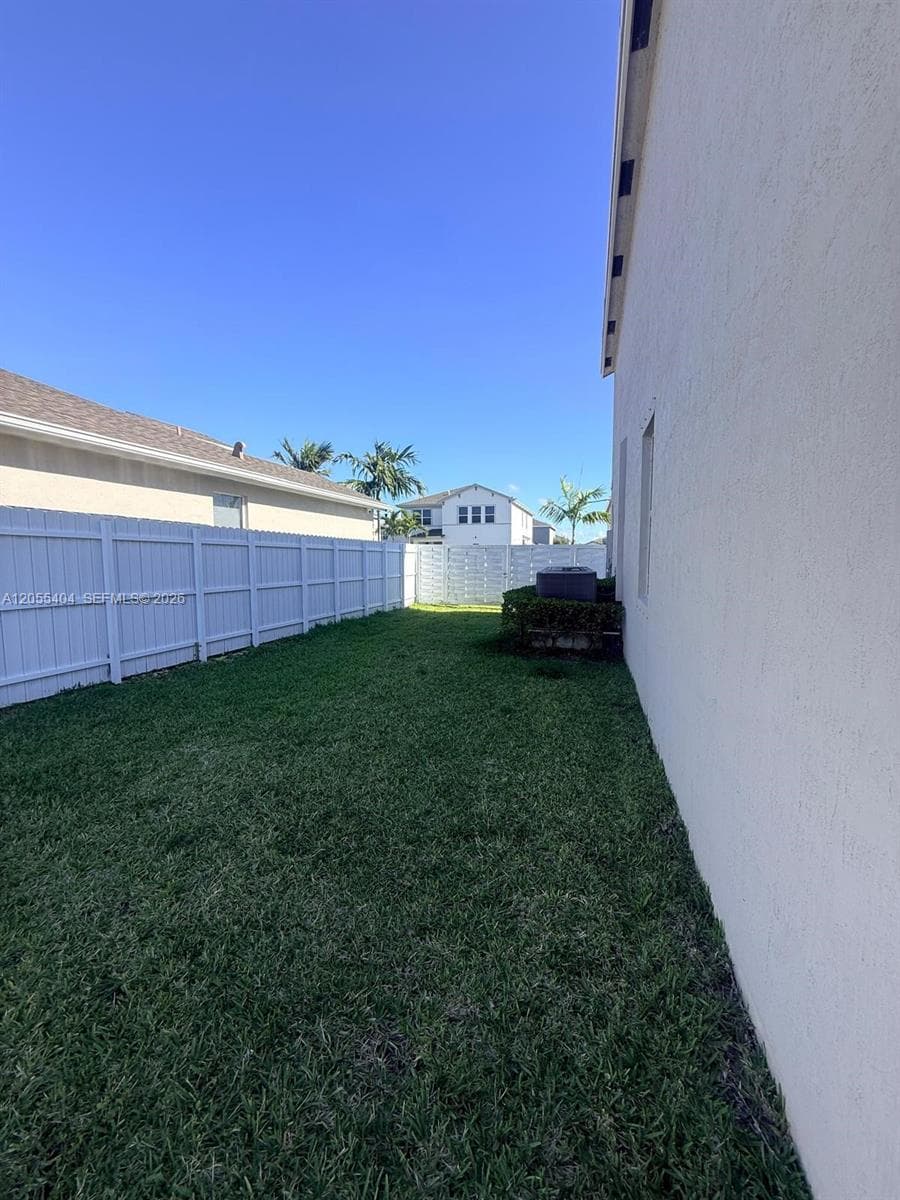 13219 SW 270th Ter photo 16