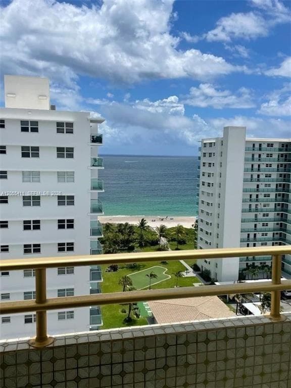 TIFFANY GARDENS WEST COND · #1213 in Pompano Beach - Photo 3