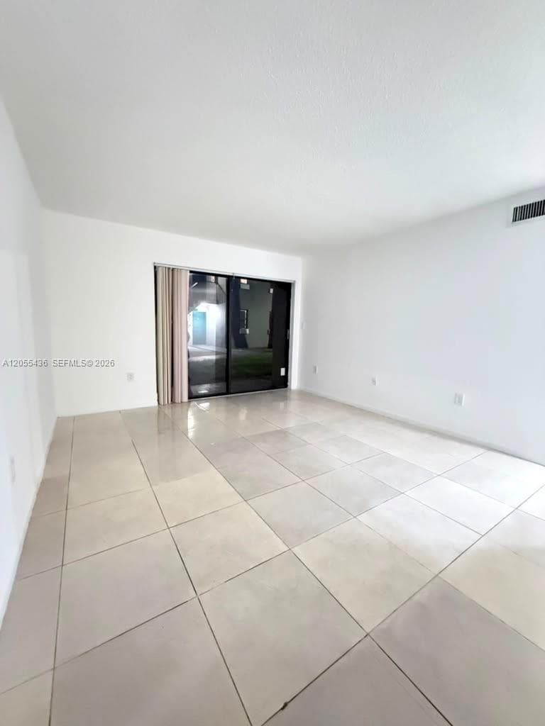 VILLA BELLINI CONDO · #107 in Hialeah - Photo 6