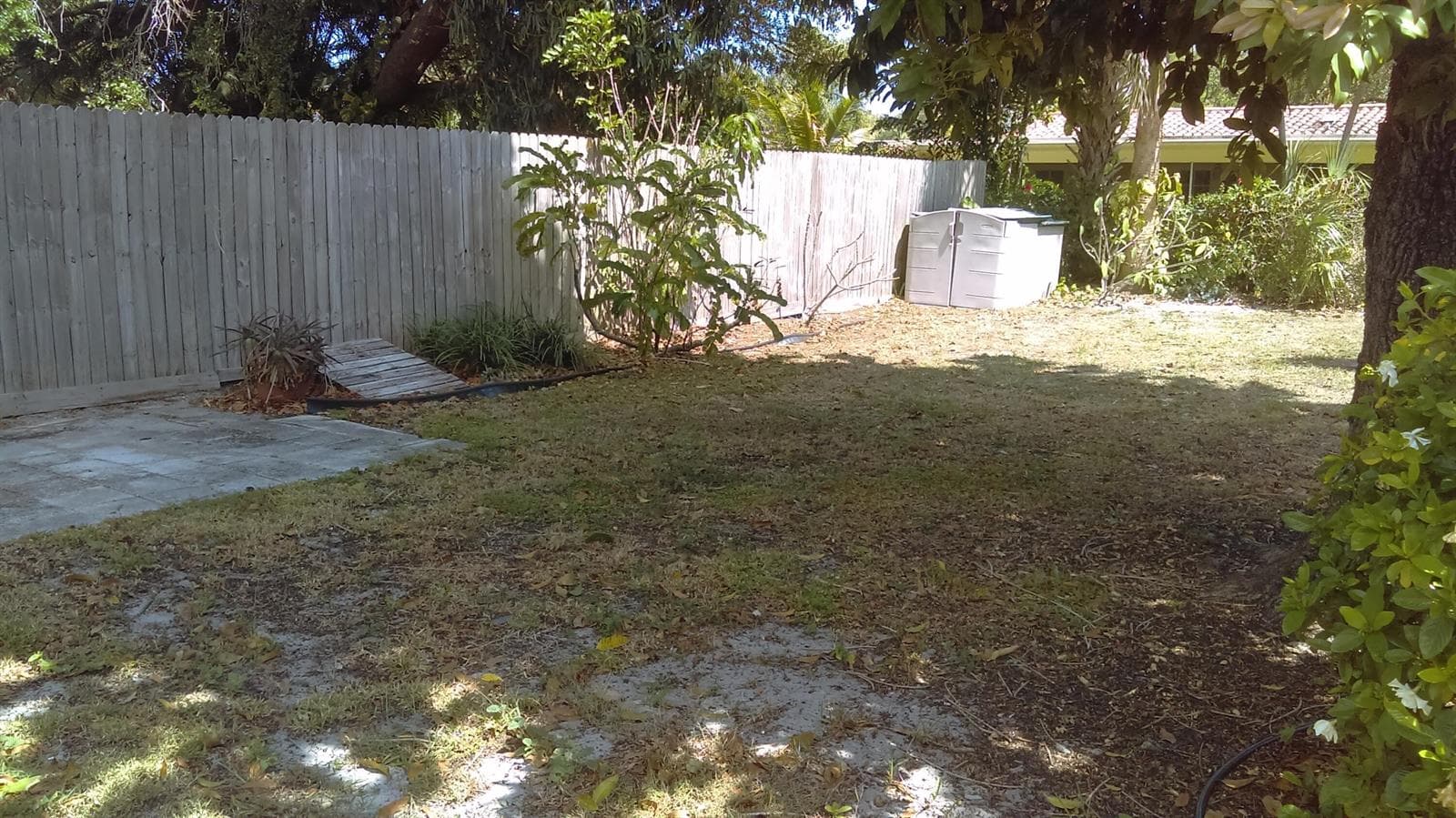 Large fenced garden