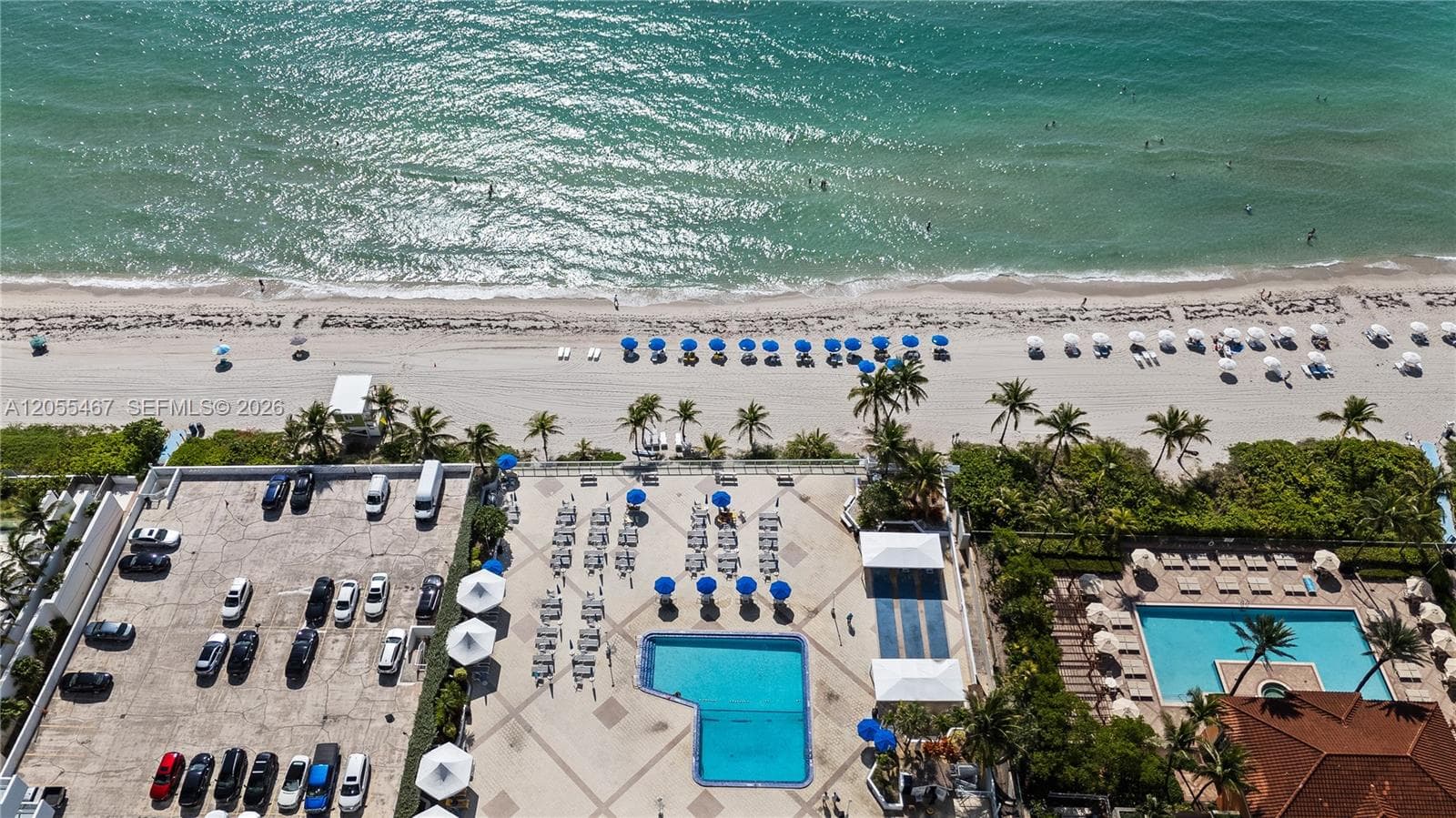 PARKER PLAZA CONDO · #1716 in Hallandale Beach - Photo 4