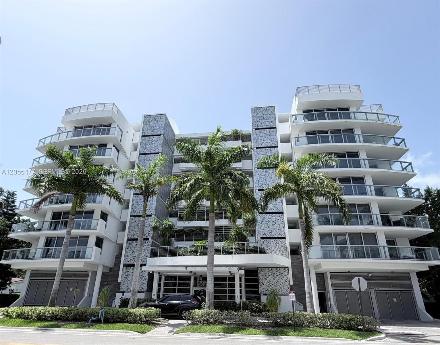 BAY HARBOR ONE CONDO · #606 in Bay Harbor Islands - Photo 2