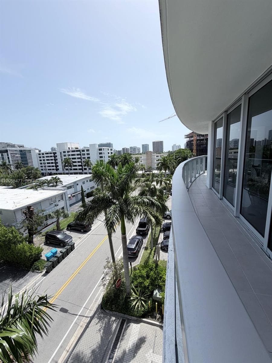 BAY HARBOR ONE CONDO · #606 in Bay Harbor Islands - Photo 19