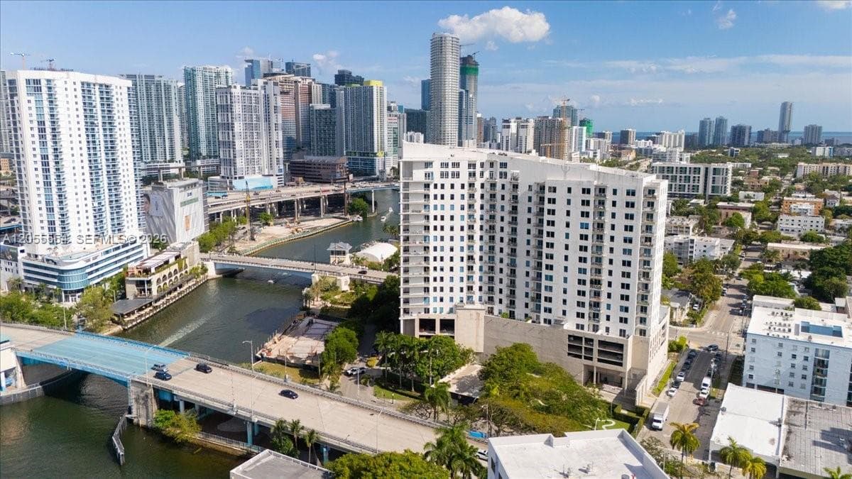 NEO LOFT CONDO · #806 in Miami - Photo 3