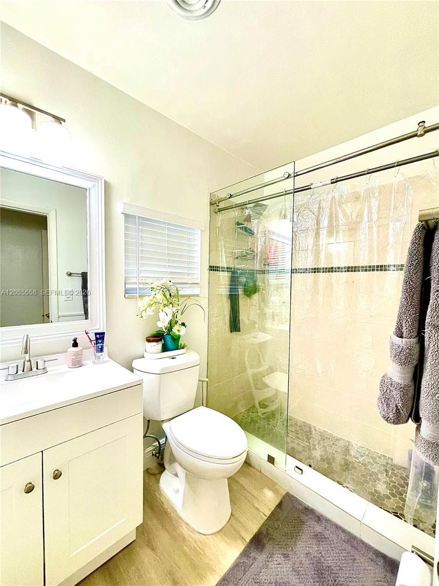 15831 Palmetto Club Dr photo 9